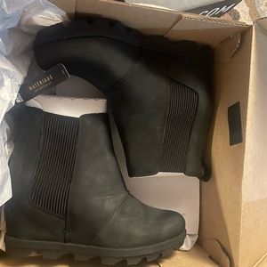 Sorel Joan of Artic Chelsea Wedge NIB